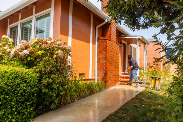 Best Deck Cleaning Services  in Broadlands, VA